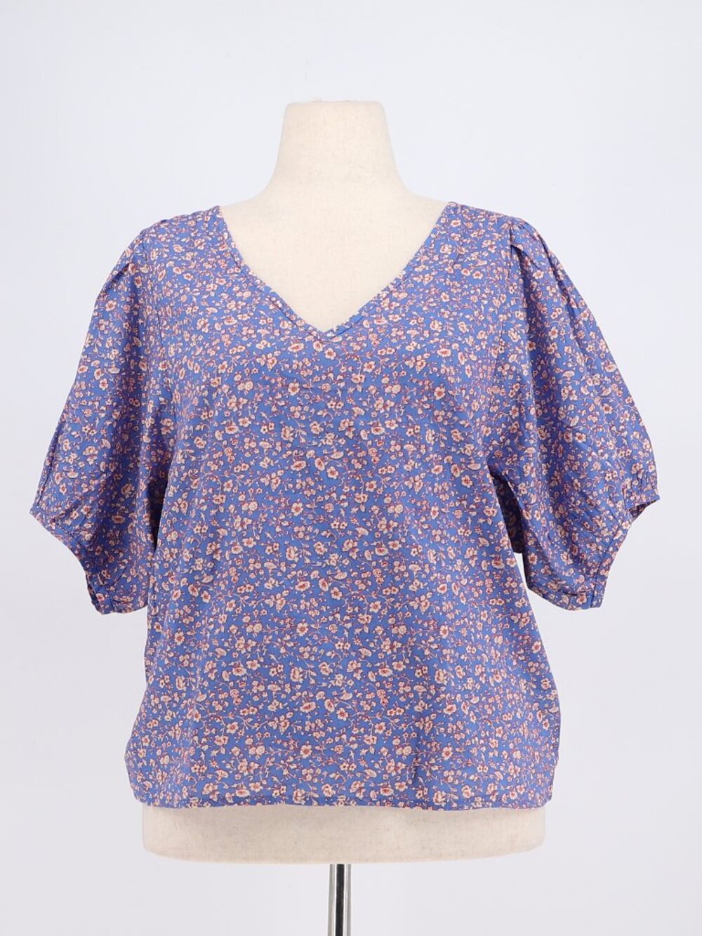 MADEWELL V-Neck Puff-Sleeve Top in Summer Vines Size L